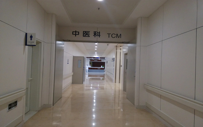 木質(zhì)防火門跟鋼質(zhì)防火門哪個(gè)好？醫(yī)貝爾防火門：都好！